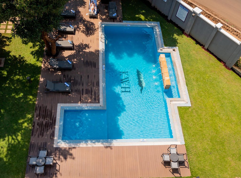 Kili wonder 06.jpg pool